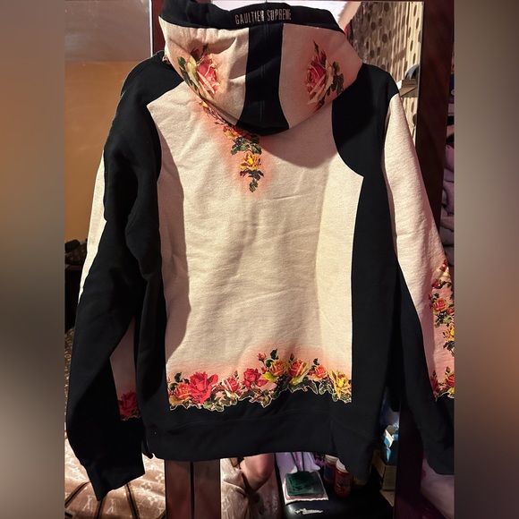 New Supreme Jean Paul Gaultier Black Floral Print Logo Hoodie SS19 Men's Size S - Picture 4 of 7